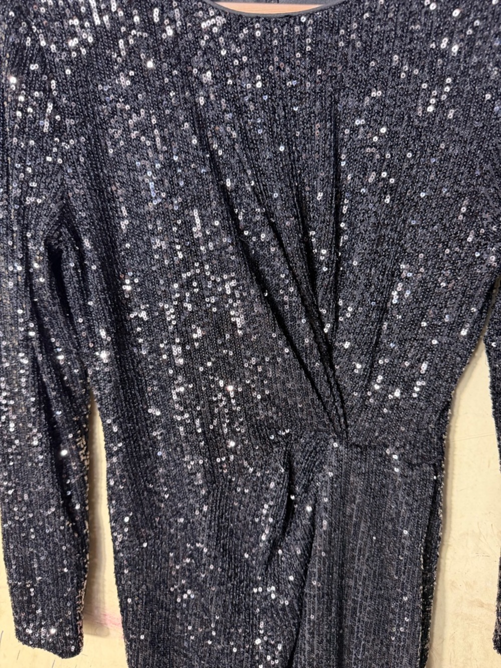 Belle Badgley Mischka Black Sequin Long Sleeve Harley Fringe Cocktail Dress Sz 2 - Picture 8 of 9